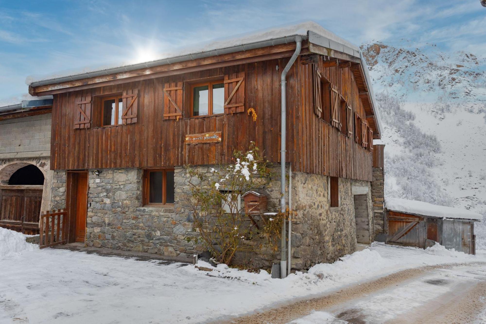 Le petit Paradis, chalet au coeur des 3 vallées Saint-Marcel  Exterior foto